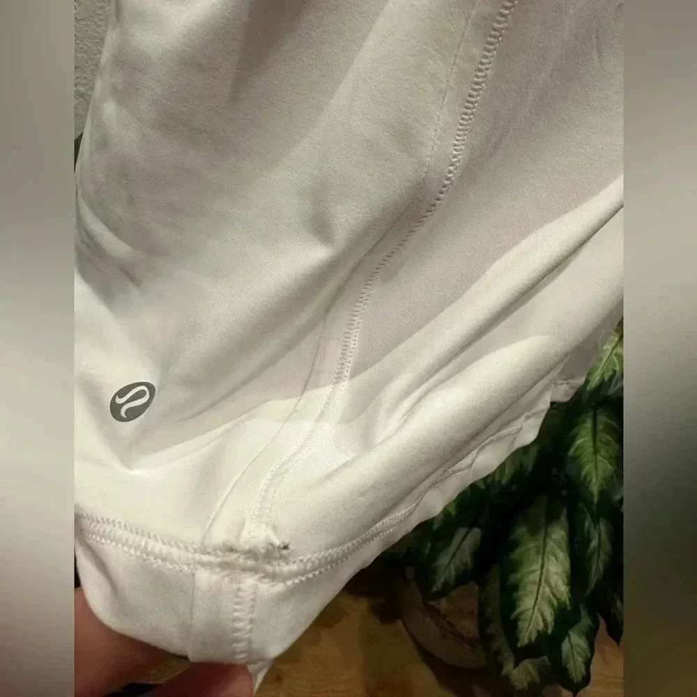 Lululemon Athletica white tank tops size 10